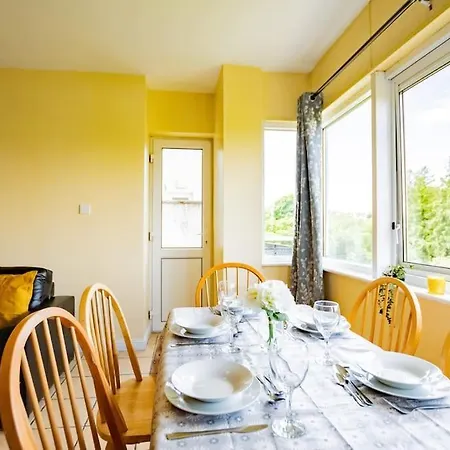 81 - Affordable 3 Bed With Parking * Galway